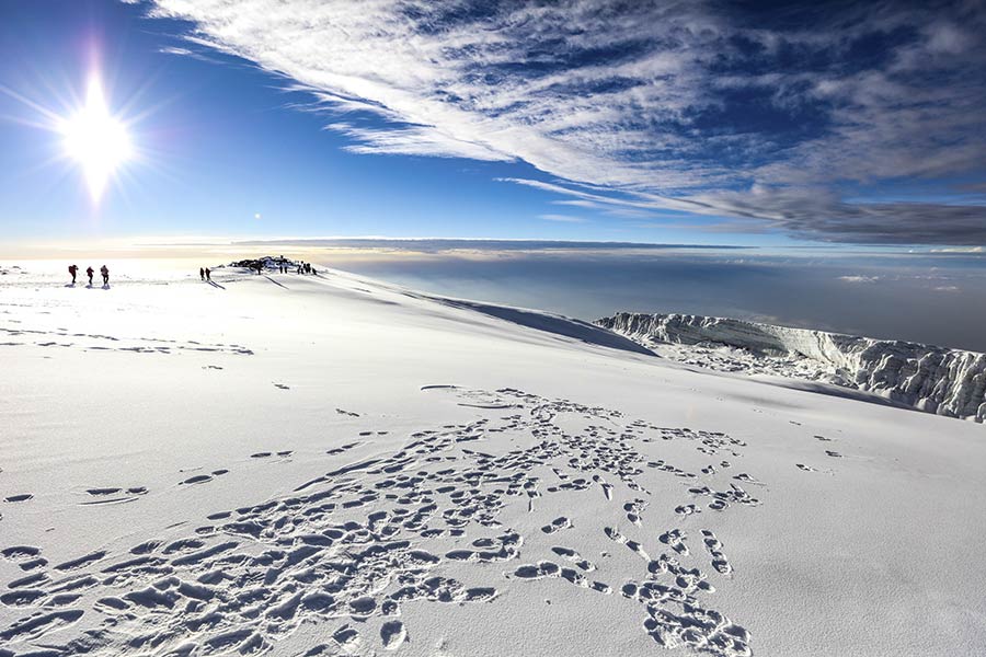 walk up kilimanjaro